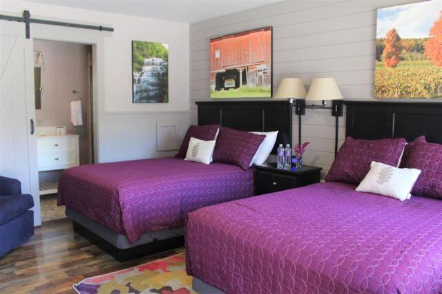 Plum Point Lodge Himrod Екстер'єр фото
